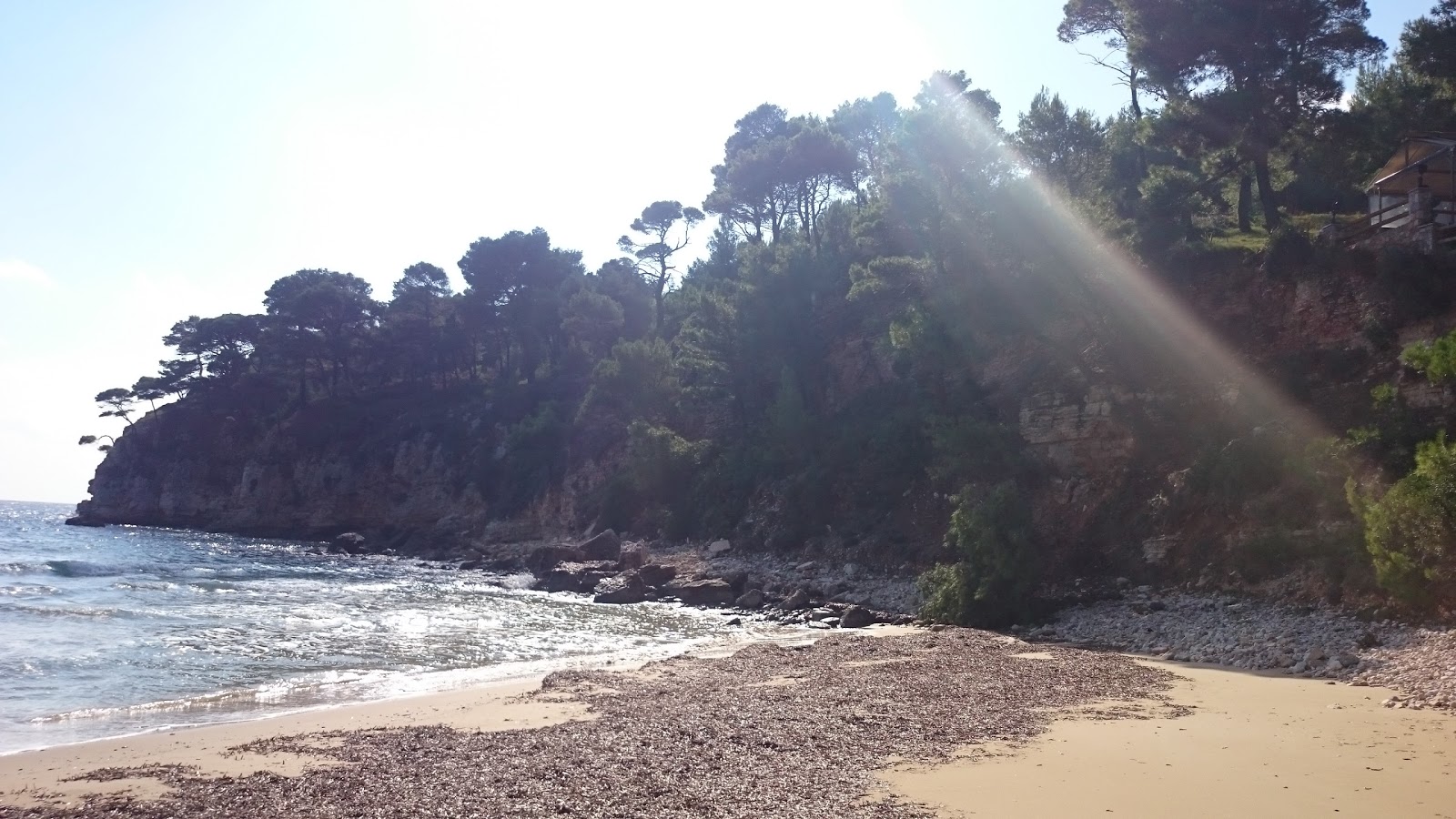 Foto de Paralia Chrisi Milia - lugar popular entre los conocedores del relax