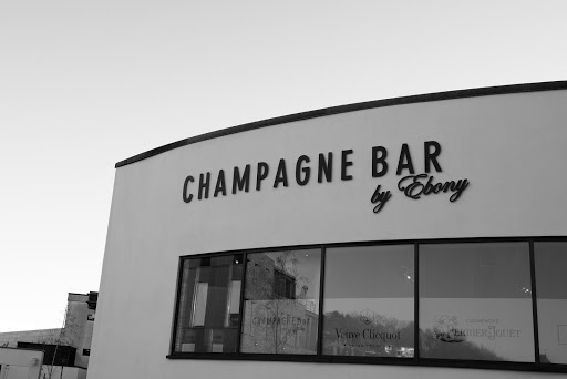 Wine Bar «Memorial Wine Cellar», reviews and photos, 7951 Katy Fwy, Houston, TX 77024, USA