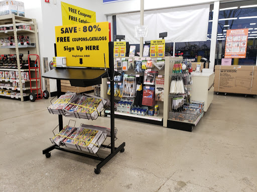 Hardware Store «Harbor Freight Tools», reviews and photos, 1640 75th St, Downers Grove, IL 60516, USA