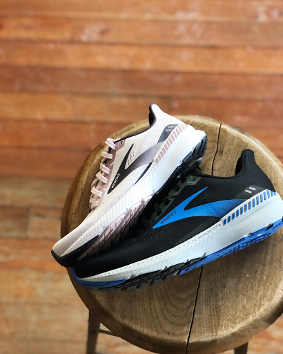 Shoe Store «Movin Shoes», reviews and photos, 528 S Park St, Madison, WI 53715, USA