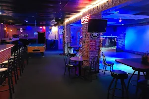 The Comfort Zone Bar & Grill Waterloo,Iowa 50703 image