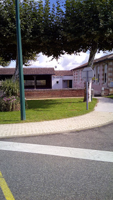 Ecole Primaire à Lesperon