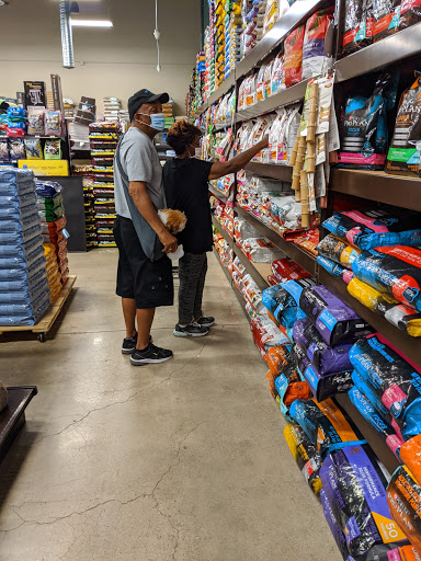 Pet Supply Store «Premier Pet Supply», reviews and photos, 15399 Merriman Rd, Livonia, MI 48154, USA