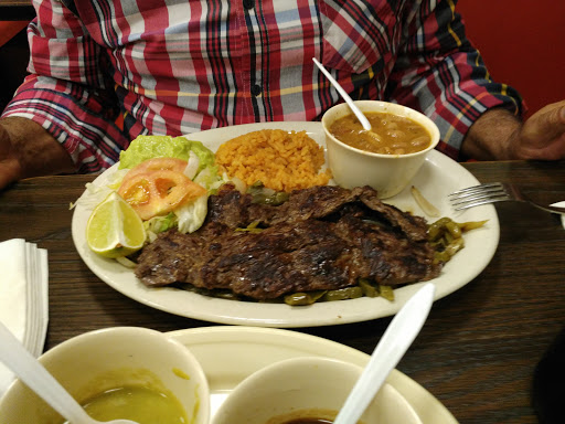 Grocery Store «La Esquinita & Grocery», reviews and photos, 14624 Shepherd Rd, Atascosa, TX 78002, USA