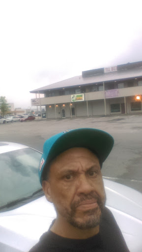 Cell Phone Store «AT&T», reviews and photos, 709 Lewis And Clark Parkway, Clarksville, IN 47129, USA