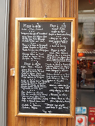Photo n°12 de Cafe Med à Paris ()