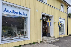 Auktionshallen i Järbo image