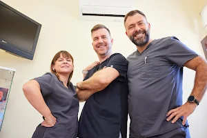 Sermadent Clínica Dental en Fuengirola image