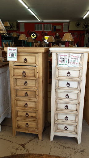 Mattress Store «Discount Mattress & Furniture», reviews and photos, 201 S Austin St, Rockport, TX 78382, USA