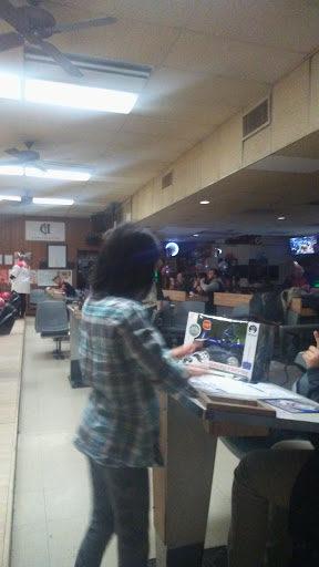 Bowling Alley «Timber Lanes Bowling Alley», reviews and photos, 1851 W Irving Park Rd, Chicago, IL 60613, USA
