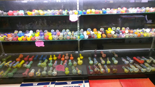 Tobacco Shop «Clock Town Smoke Shop/It Is Vapor Express», reviews and photos, 1039 High St, Auburn, CA 95603, USA