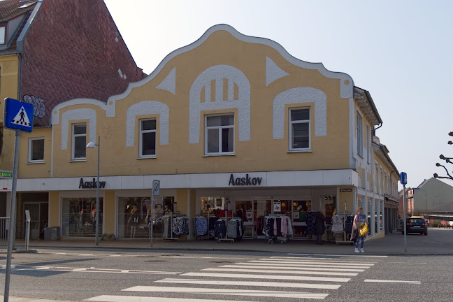 anmeldelser af Modetøj Sønderborg (Tøjbutik) i Sønderborg (Syddanmark)