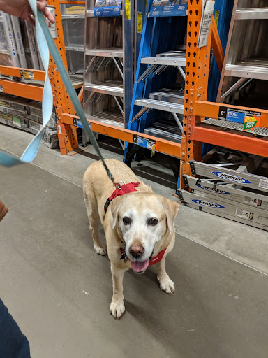 Shopping Mall «Timberhill Shopping Center», reviews and photos, 2359 NW Kings Blvd, Corvallis, OR 97330, USA