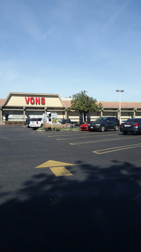 Grocery Store «Vons», reviews and photos, 777 S Glendora Ave, West Covina, CA 91790, USA