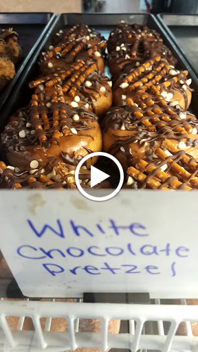 Coffee Shop «Glaze Donuts», reviews and photos, 358 River Rd, New Milford, NJ 07646, USA