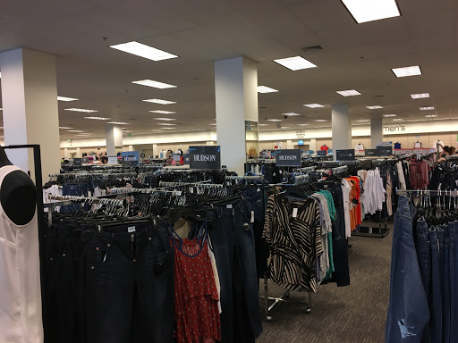 Department Store «Nordstrom Rack», reviews and photos, 3363 E Foothill Blvd, Pasadena, CA 91107, USA