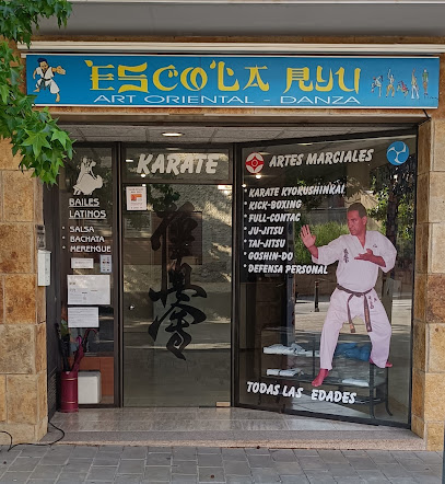 Club Shorin Ryu Karate Lliçà - Carrer Rafael de Casanova, 25, 08186 Lliçà d,Amunt, Barcelona, Spain