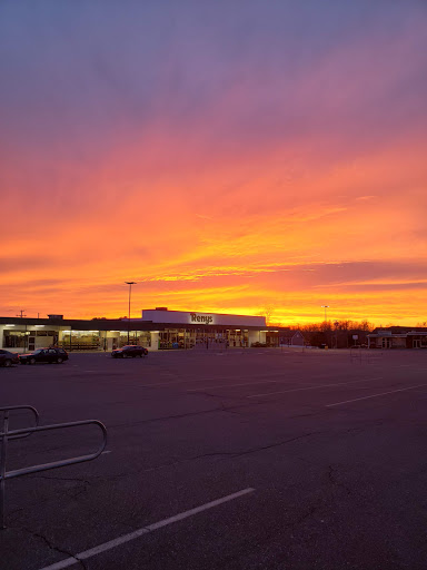 Shopping Mall «Ellsworth Shopping Center», reviews and photos, 175 High St, Ellsworth, ME 04605, USA