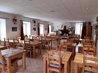 Atmosphère du Restaurant français L'Etincelle à Le Dévoluy - n°1