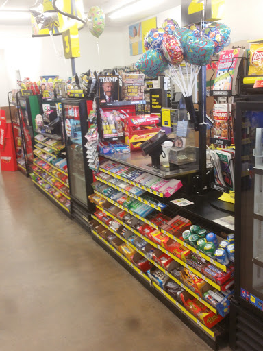 Home Goods Store «Dollar General», reviews and photos, 415 E Pat Rady Way, Bainbridge, IN 46105, USA