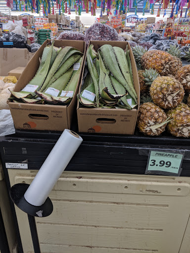 Supermarket «Food World», reviews and photos, 401 E Lakewood Ave, Durham, NC 27707, USA