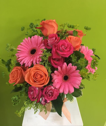 Florist «Sweet William & Thyme», reviews and photos, 19 E Railroad Ave, Jamesburg, NJ 08831, USA