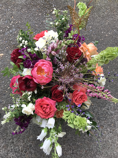 Florist «Lake O. Floral», reviews and photos, 397 N State St, Lake Oswego, OR 97034, USA