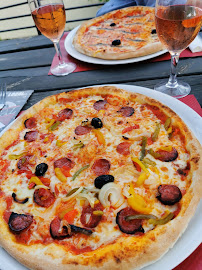 Plats et boissons du Pizzas à emporter Pizzeria Le Local à Orange - n°6