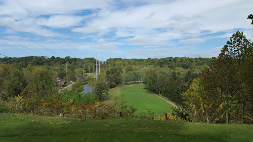 Golf Course «Astorhurst Golf Course», reviews and photos, 7000 Dunham Rd, Walton Hills, OH 44146, USA