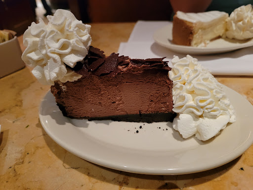 Restaurant «The Cheesecake Factory», reviews and photos, 1700 Willowbrook Blvd, Wayne, NJ 07470, USA