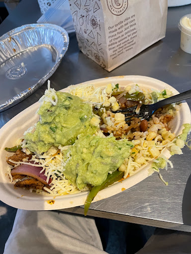 Mexican Restaurant «Chipotle Mexican Grill», reviews and photos, 2501 NW Monroe Ave, Corvallis, OR 97330, USA