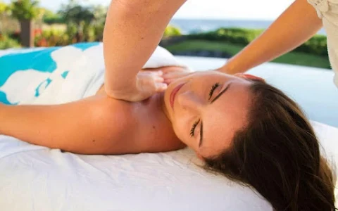 Lanilomi Massage Therapy image