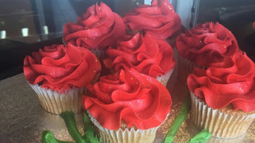 Cake Shop «Cake Boutique», reviews and photos, 4248 N River Rd NE, Warren, OH 44484, USA