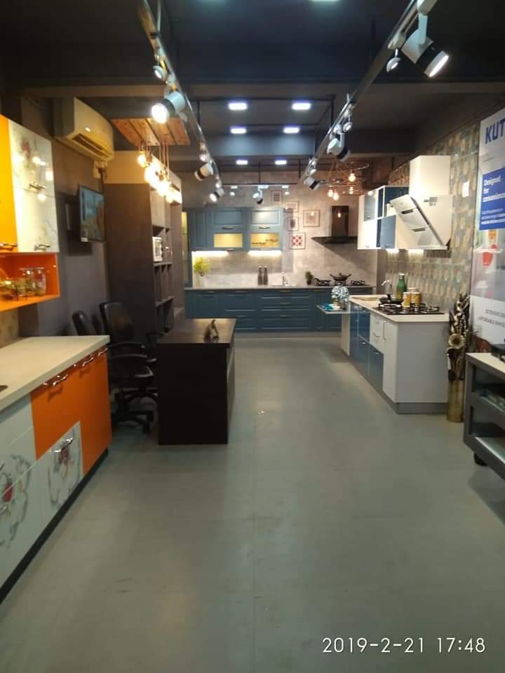 Kutchina Modular Kitchen Madhyamgram