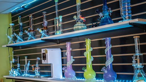 Tobacco Shop «410 Smoke Shop», reviews and photos, 2529 Mountain Rd, Pasadena, MD 21122, USA