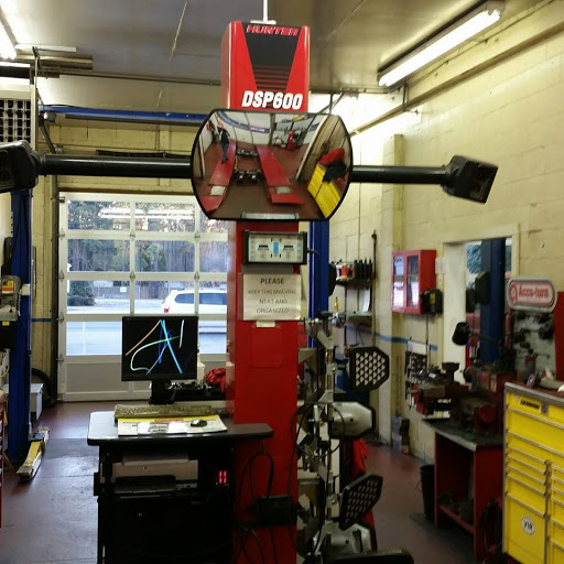 Auto Repair Shop «Great Bridge Service Center», reviews and photos, 208 Battlefield Blvd S, Chesapeake, VA 23322, USA