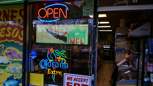 Mexican Grocery Store «NUEVO HORIZONTE MARKET LLC», reviews and photos, 3460 SW 185th Ave, Aloha, OR 97006, USA