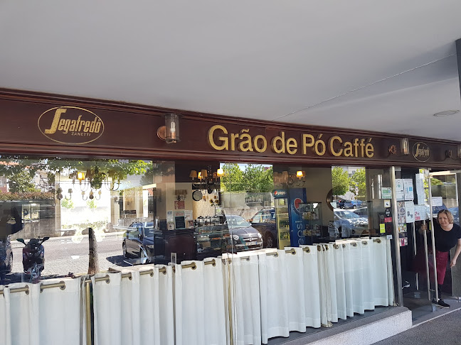 Grão De Pó Caffé
