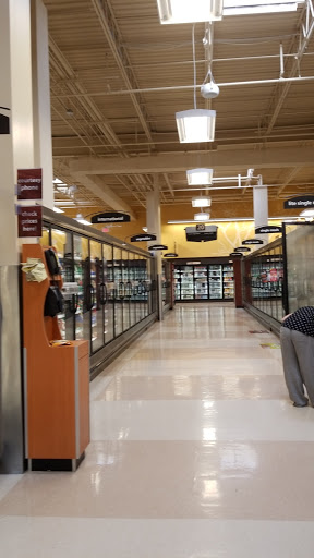 Grocery Store «Kroger», reviews and photos, 65 S Livernois Rd, Rochester Hills, MI 48307, USA
