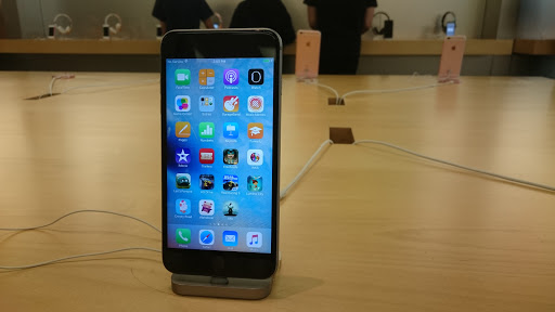 Computer Store «Apple Los Cerritos», reviews and photos, 242 Los Cerritos Center, Cerritos, CA 90703, USA