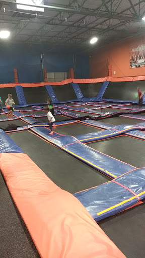 Amusement Center «Sky Zone Trampoline Park - St. Louis (Chesterfield)», reviews and photos, 17379 Edison Ave, Chesterfield, MO 63005, USA