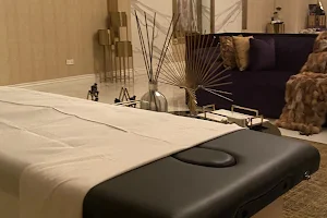 Abuja Massage Therapist image