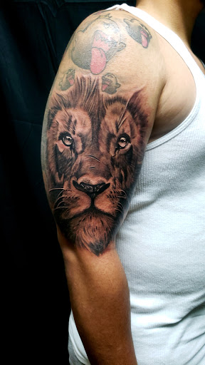 Beauty Salon «Karisma Full Service Beauty Salon», reviews and photos, 1096 Commercial Way, Spring Hill, FL 34606, USA