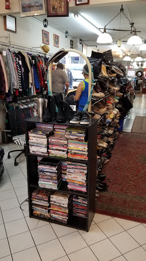 Thrift Store «Unique Boutique Steinway Thrift Shop», reviews and photos, 2588 Steinway St, Astoria, NY 11103, USA