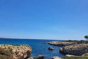 Spiaggia libera Arenella image