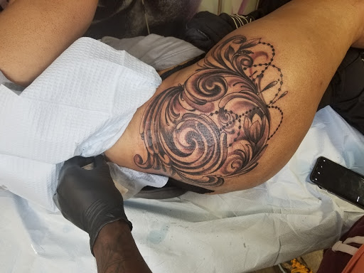 Tattoo Shop «Ace of Spades Tattoo Studio», reviews and photos, 1825 S Adams St, Tallahassee, FL 32301, USA