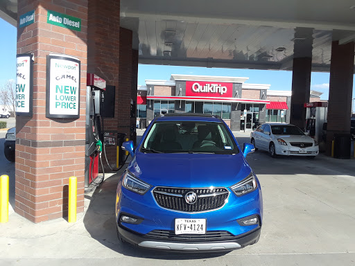Gas Station «QuikTrip», reviews and photos, 5400 S Interstate 35 East Service Rd, Waxahachie, TX 75165, USA