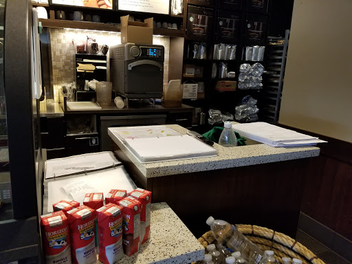 Coffee Shop «Starbucks», reviews and photos, 271 Main St #253, Wilmington, MA 01887, USA