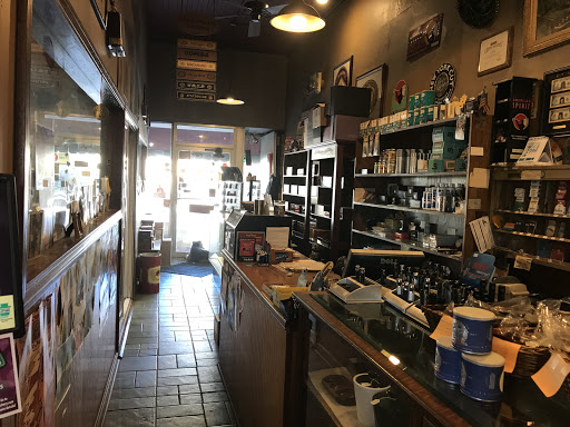 Tobacco Shop «El Fumador Cigars Pipes Tobacco», reviews and photos, 518 Beaver St, Sewickley, PA 15143, USA