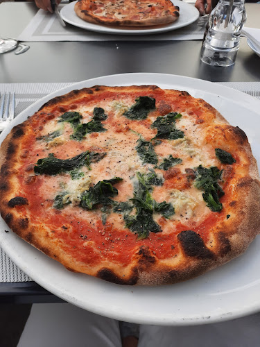 Kommentare und Rezensionen über Pizzeria & Ristorante Bella Napoli